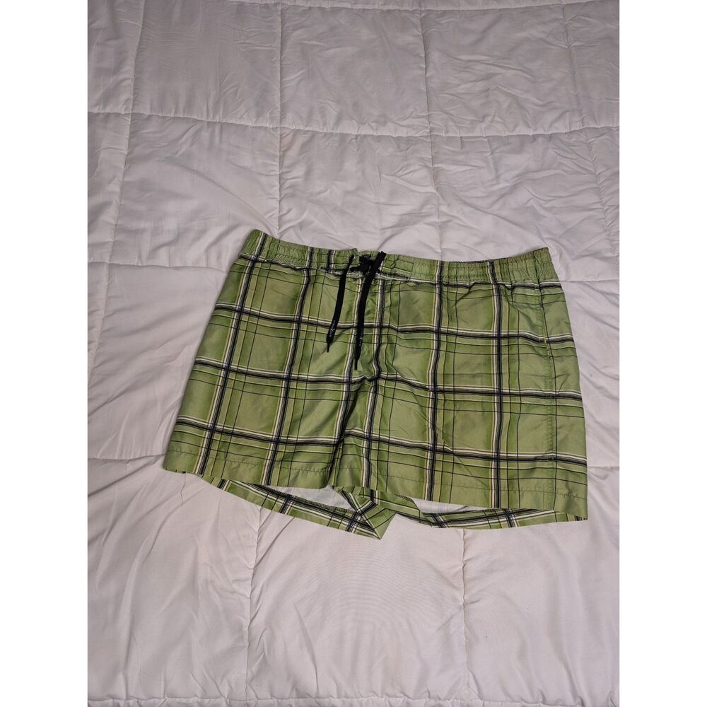 Men's swim trunks, shorts, swimsuit bottoms. SIZE 40